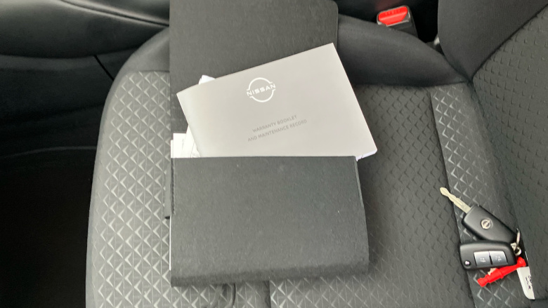 Nissan Juke 1.0 DiG-T Acenta Premium 5dr Petrol Hatchback